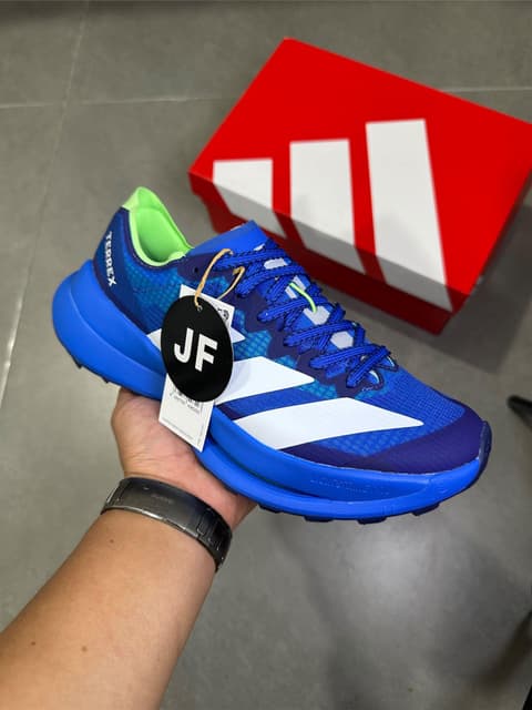 Adidas · Style 025