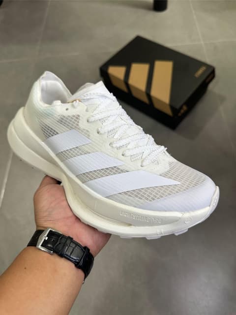 Adidas · Style 027