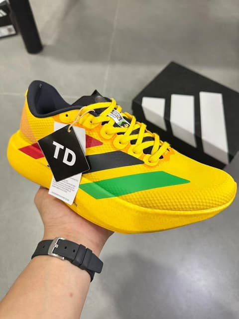 Adidas · Style 052