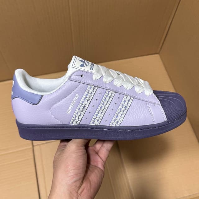 Adidas · Style 092