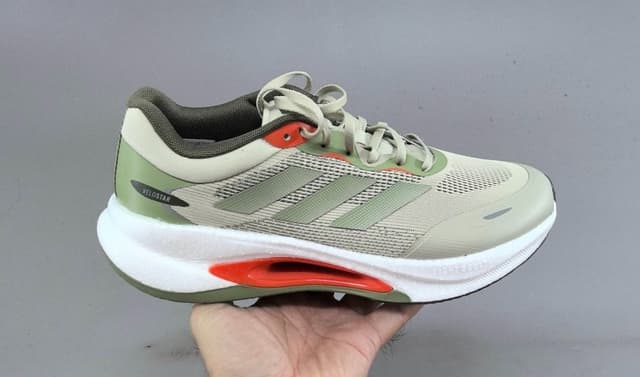 Adidas · Style 106