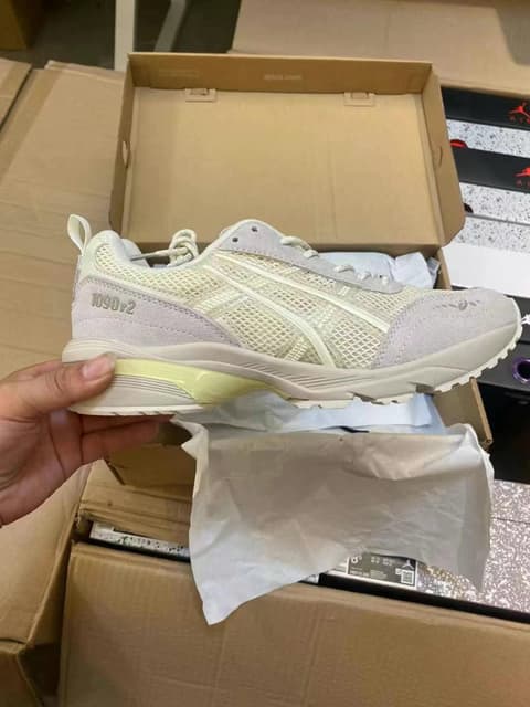 Asics · Style 013