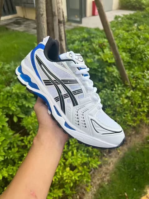Asics · Style 029