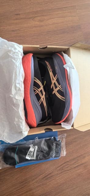 Asics · Style 045