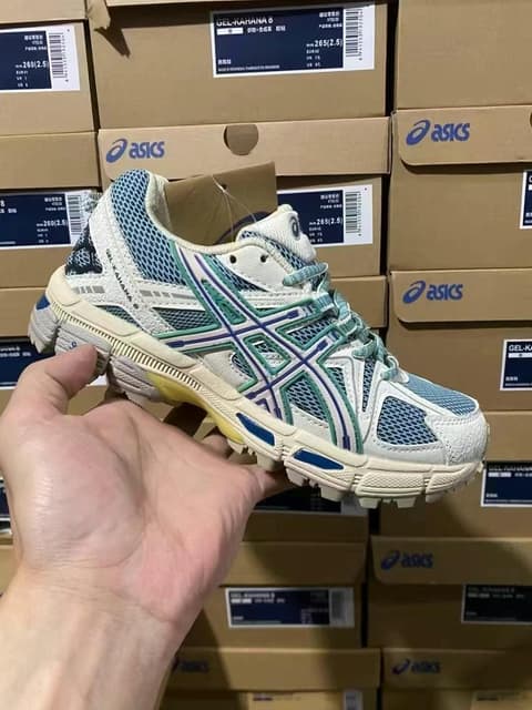 Asics · Style 061