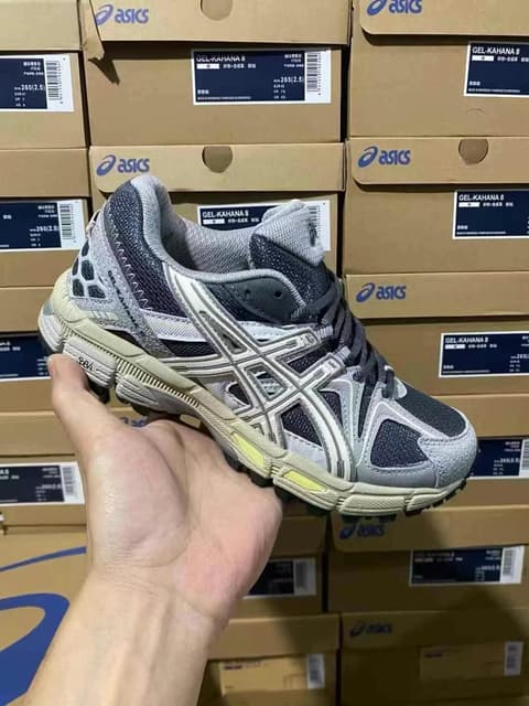 Asics · Style 064