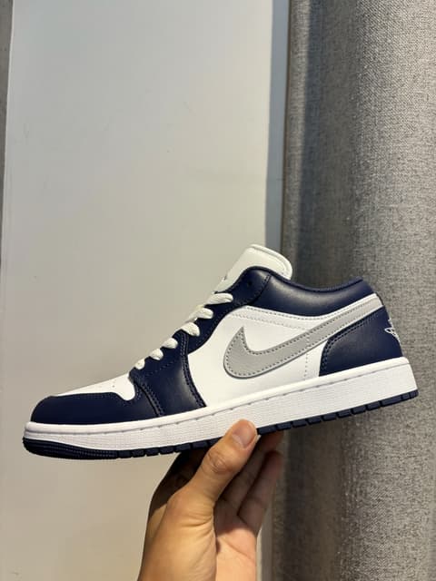 Jordan · Style 006