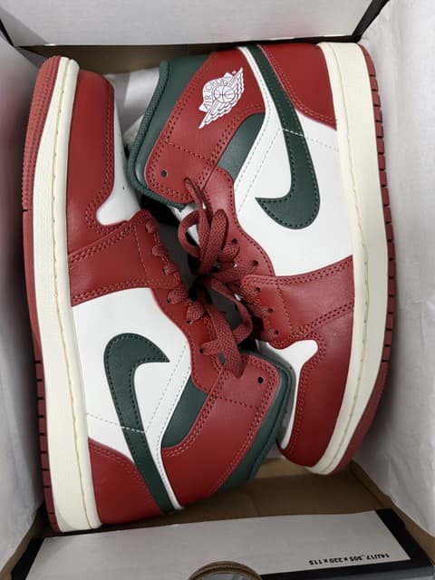 Jordan · Style 021