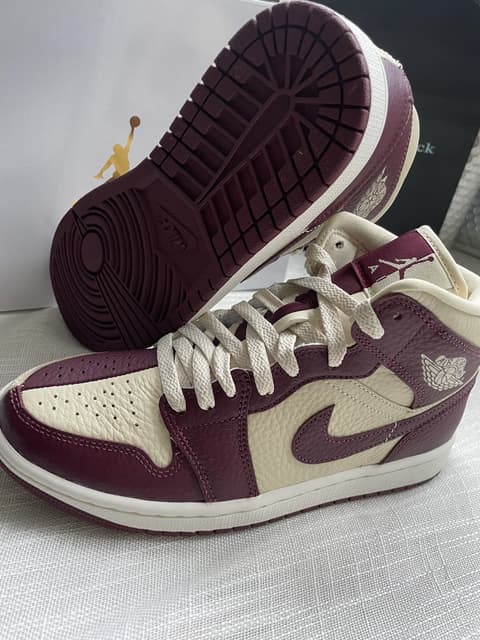 Jordan · Style 046