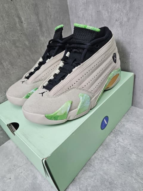 Jordan · Style 075
