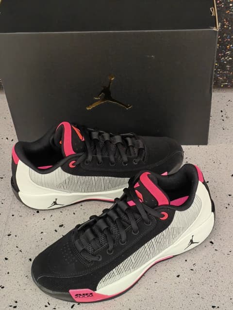 Jordan · Style 153