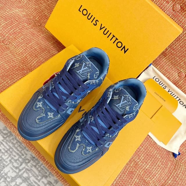 Luxury Brands · Style 011