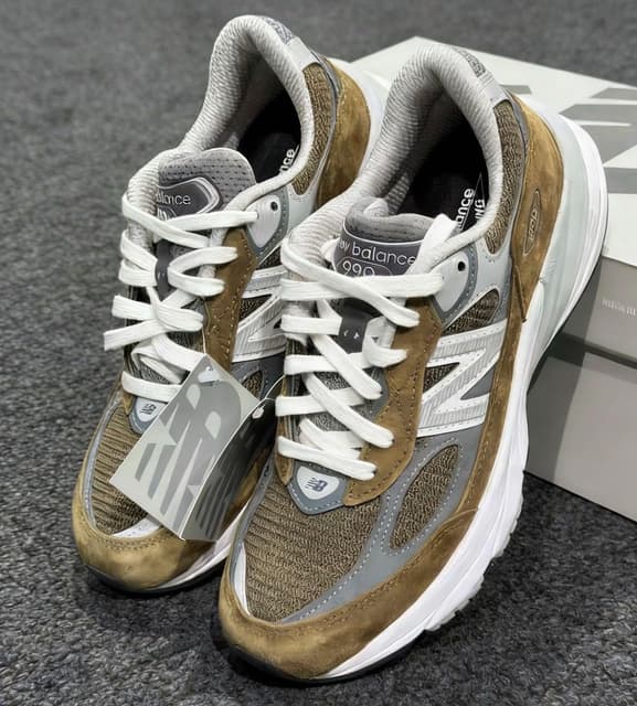 New Balance · Style 011