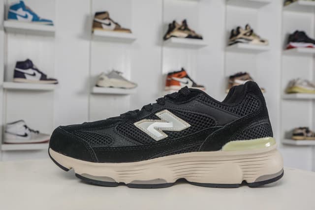 New Balance · Style 032