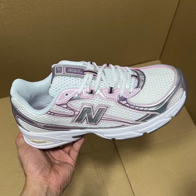 New Balance · Style 093