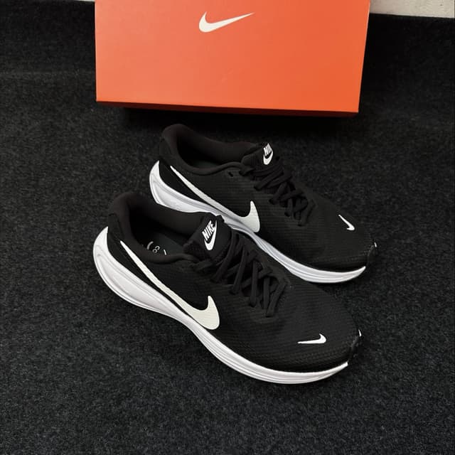 Nike · Style 021
