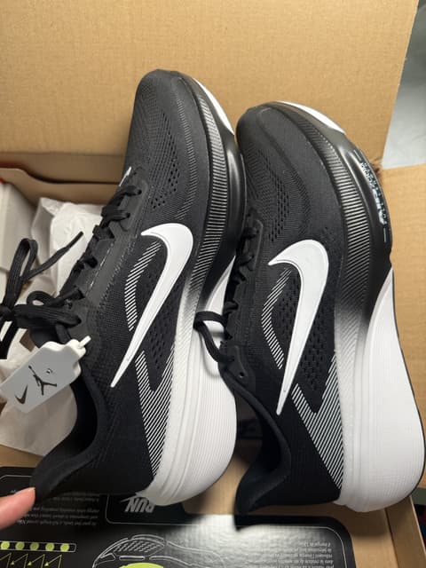 Nike · Style 043